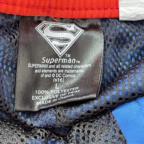 EUC DC Comics Superman Swim Trunks Basket Mesh 3 Pocket | Blue Red | Men’s Large - Picture 11 of 13